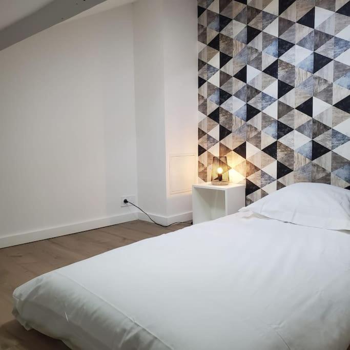 L'Atelier B Magnifique Loft Avec Terrasse Privee Apartment Saint-Etienne  Ngoại thất bức ảnh