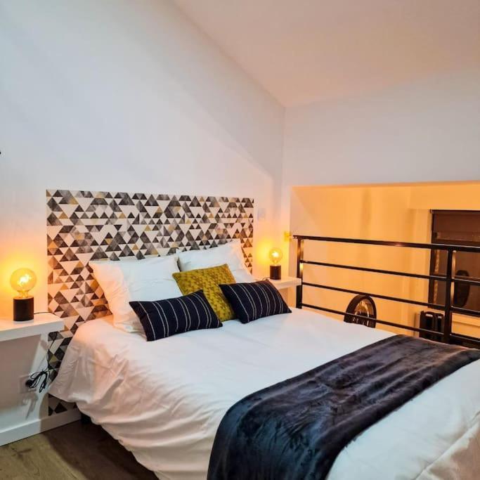 L'Atelier B Magnifique Loft Avec Terrasse Privee Apartment Saint-Etienne  Ngoại thất bức ảnh